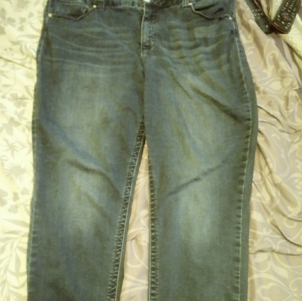 Seven7 slimming skinny jeans nwot